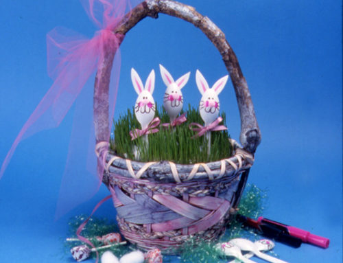 Easter Basket with Real Grass and Spoon Bunnies: A Fun DIY Craft for Kids